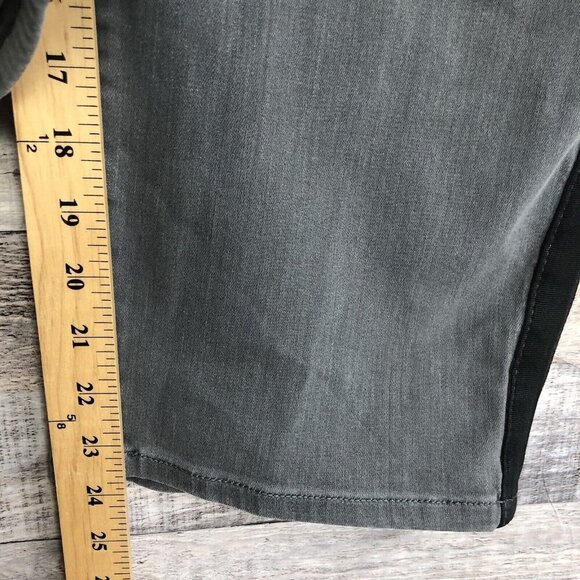 Torrid Crop Pull on Boyfriend Straight Gray/Black Stripe Jeans Plus size 4X NWT - Picture 12 of 12